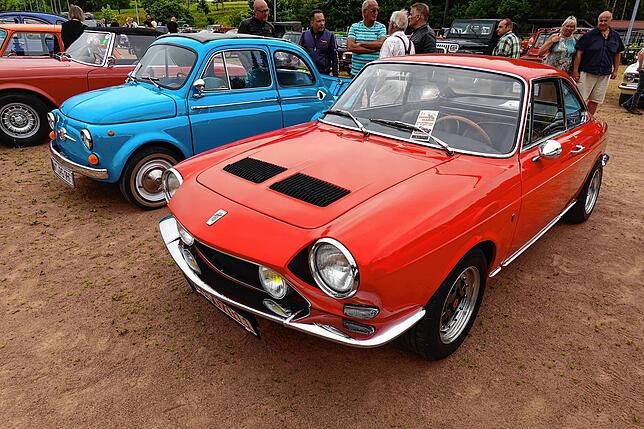 Bild 14: Hotzenwald: Oldtimer-Treffen mit Live-Musik