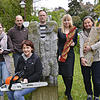 Sind schon gut eingestimmt auf das zweite Bildhauersymposium auf der Mettnau: Carina Gorray (Kulturbüro Stadt Radolfzell), Ulrich ...