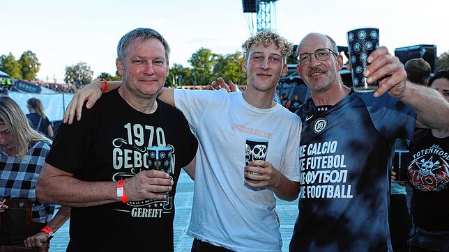 Bild 27: Die Toten Hosen rocken das Konstanzer Bodenseestadion. Hier sind die schönsten Bilder des Abends