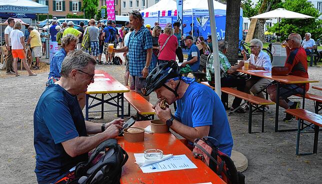 Bild 21: Eindrücke vom Auftakt des Stadtradelns in Markdorf