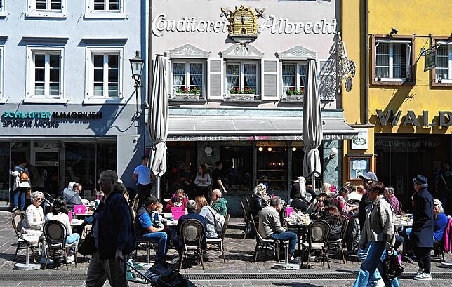 Bild 12: Familiensamstag in Waldshut: Mai-Wetter lockte viele Besucher