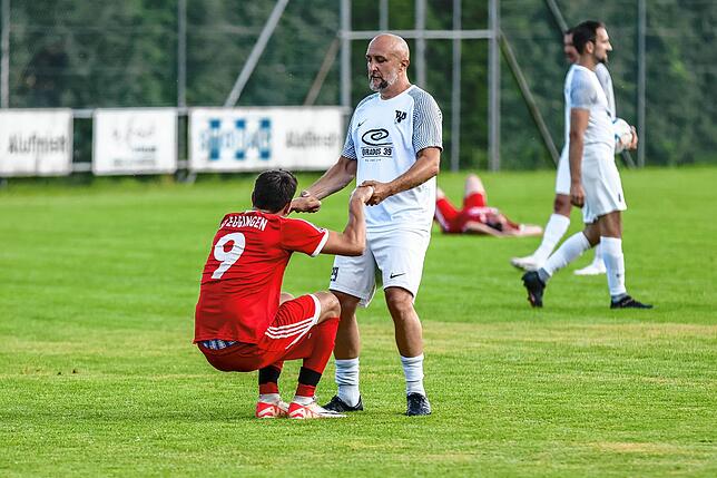 Bild 10: SV Eggingen und TuS Stetten II trennen sich 2:2 im ersten Abstiegsspiel – und wir haben Fotos!