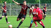 Johannes Beier vom FC Kluftern (am Ball), hier im Spiel gegen den Türkischen SV Pfullendorf vor rund anderthalb Jahren.