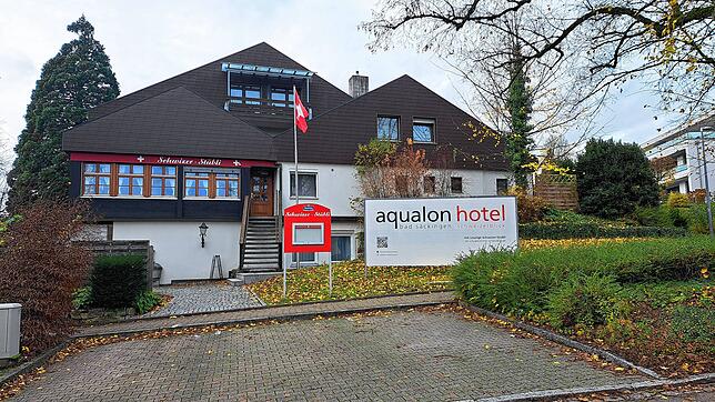 Die Aqualonbetriebs GmbH trennt sich von ihrem Aqualon-Hotel Schweizerblick, das seit vergangener Woche zum Verkauf steht.