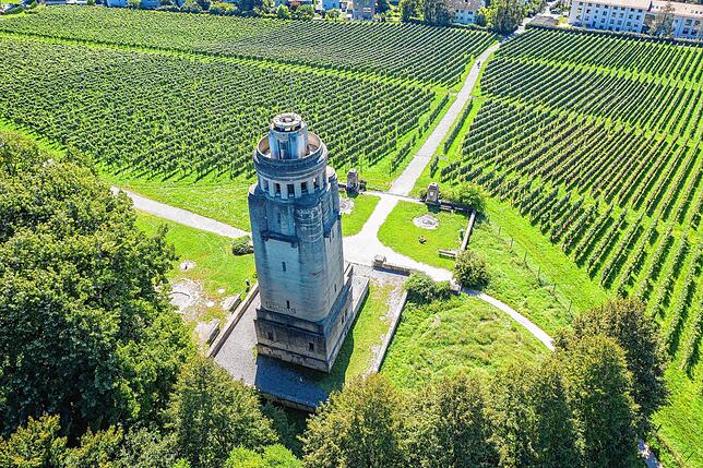 Vom Bismarckturm in Konstanz können Besucher auf die Konzilstadt, den Bodensee und die Schweiz blicken.