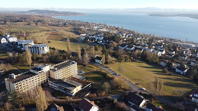 Auf der bisher als Kleingartenanlage genutzten Fläche entlang der Rauensteinstraße plant die Stadt Überlingen die Ausweisung eines neuen ...