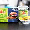 Immer mehr Menschen greifen zu Fleischersatzprodukten. Doch sind sie wirklich besser fürs Klima als das Fleisch, das sie ersetzen wollen?