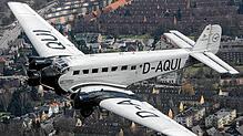 Die Junkers Ju 52 D-AQUI 2006 bei einem Flug über Hamburg. Die Ära der Rundflüge ist seit 2018 vorbei.