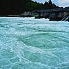 Der Ort des Schlauchbootunfalls: Das Kraftwerk im Rhein bei Rheinau (Kanton Zürich) an der deutsch-schweizerischen Grenze, nahe Jestetten.