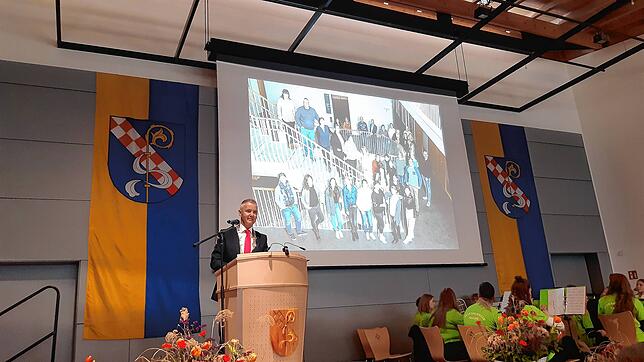 Bild 5: Volles Haus beim Neujahrsempfang der Gemeinde Salem