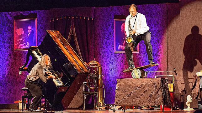 Auch der Ersatz-Termin für das Gastspiel der Musik-Comedians Gogol&nbsp;&&nbsp;Mäx beim Kulturring Wutöschingen am 24. Januar ist ein ...