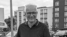 So wird man ihn in Erinnerung behalten: Michael Rebholz mit seinem typischen, verschmitzten Lächeln. Die Aufnahme zeigt ihn im August ...