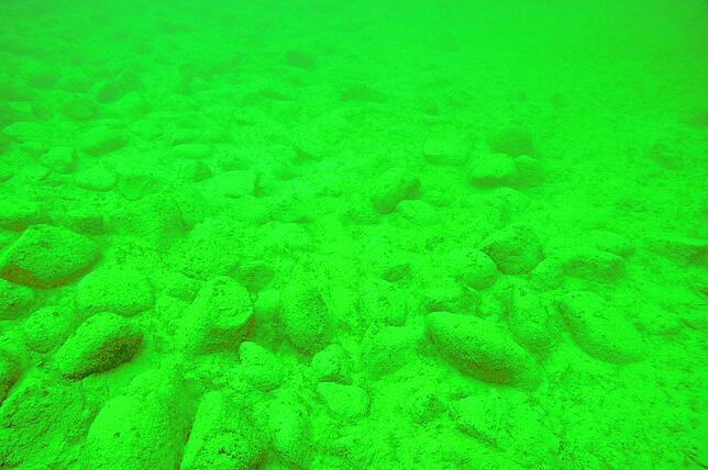 Diese Unterwasseraufnahme zeigt Hügel fünf. Die auf der Schweizer Seite des Bodensees entdeckten rätselhaften Steinhügel sind von ...