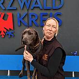 „Ich persönlich würde keinen Hund nehmen, den ich nicht gesehen, angefasst und ausgeführt habe“, sagt Nadine Vögel, Leiterin des ...