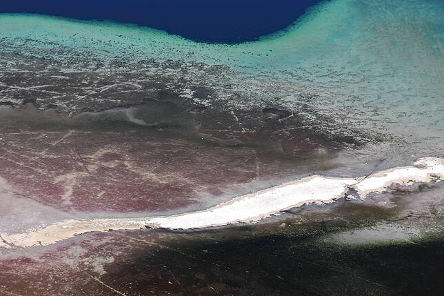 Bild 18: Bodensee oder Kroatien? Wenn Niedrigwasser atemberaubende Farben offenbart