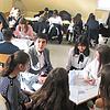 30 Schüler machen beim Planspiel im Unterrichtsblock Politische Bildung mit.