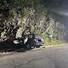 Ein Auto kracht bei Ramlinsburg im Kanton Basel-Landschaft frontal in eine Felswand. Für den 75-jährigen Fahrer kommt jede Hilfe zu spät.