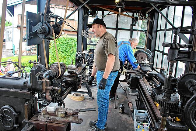 Bild 1: Festgottesdienst und Historische Marktgasse an der Sichelhenke in Bohlingen