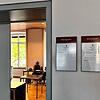 Das ging schnell: Nur 24 Stunden nach dem Diebstahl einer Badehose, sitzt der Angeklagte im Konstanzer Amtsgericht auf der Anklagebank.