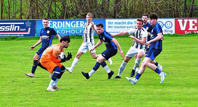 Bild 7: FC Wittlingen setzt sich mit 3:1 gegen VfB Waldshut durch – und wir haben Fotos!