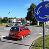 Wird bald zur Dauerbaustelle: Der Kreisel vor der Polizeiwache und die Anbindung an die Konstanzer Straße (im Bildhintergrund) werden ...