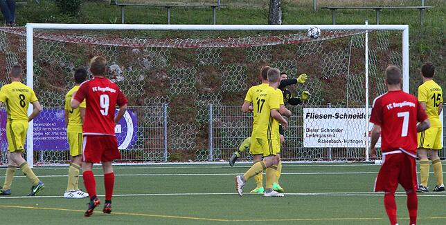 Bild 5: Bilder: FC Bergalingen zieht gegen SV Schwörstadt ins Pokal-Achtelfinale ein