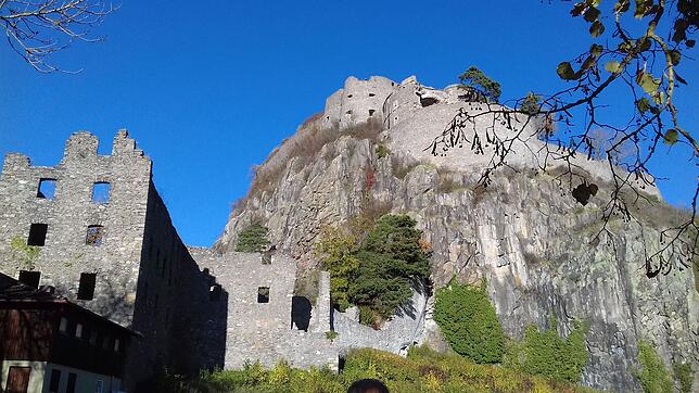Eine touristische Attraktion – doch wegen Steinschlags bleibt die Festungsruine auf dem Hohentwiel vorerst gesperrt.