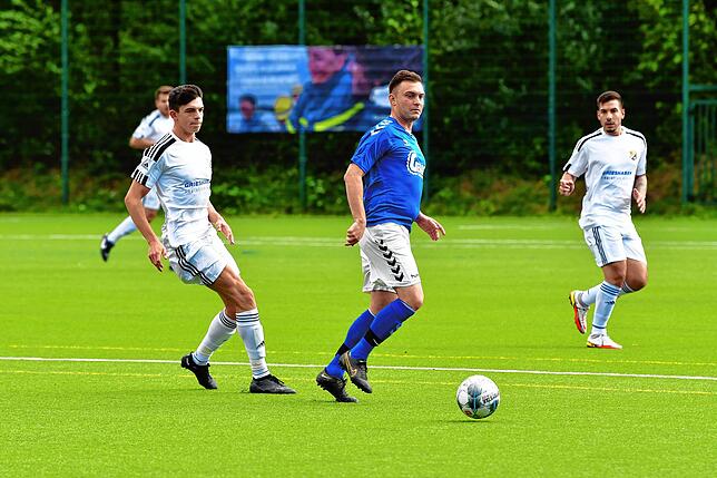 Bild 8: SV 08 Laufenburg II besiegt die SF Schliengen mit 3:2 &ndash; und wir haben Bilder!
