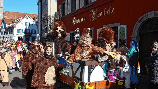 Bild 18: Kinderumzug 2023: Der Rosenmontag gehört den kleinen Mäschgerle