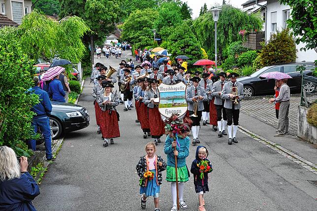 Bild 5: Der Pfingstmusikfest Jubiläumszug zum 100 Jährigen Bestehen in Leimbach – die schönsten Bilder