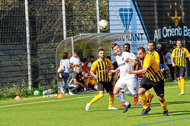 Bild 3: Die besten Bilder vom Landesligaspiel zwischen dem TSV Konstanz und dem FC Schonach