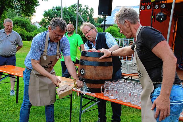 Bild 14: Spaß und Stimmung beim Walder Dorffest