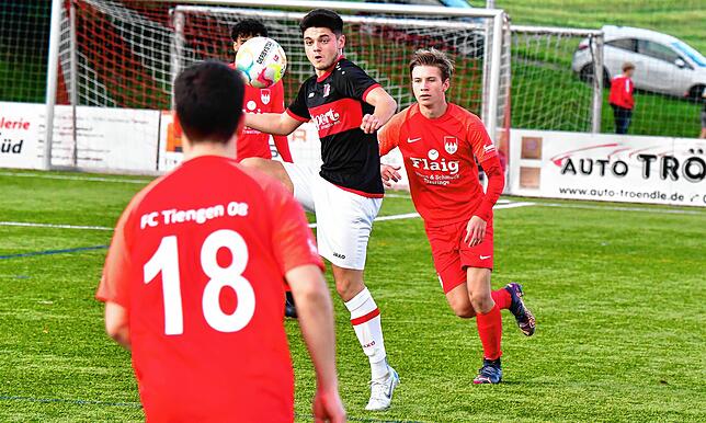 Bild 11: FC Tiengen 08 feiert 8:0-Kantersieg beim FC Rot-Weiß Weilheim &ndash; und wir haben Bilder!