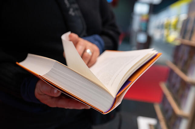 Kann Literatur Krisen und Kriege vorhersagen?