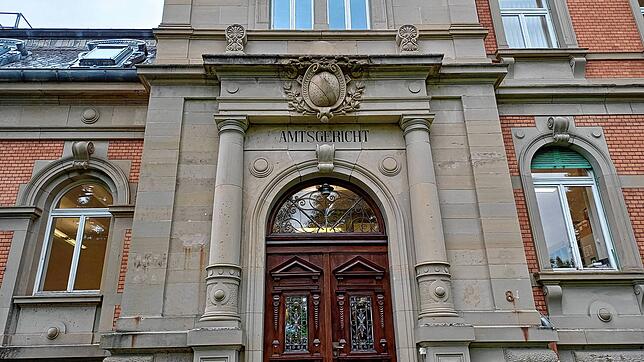Das Amtsgericht in Überlingen von außen.