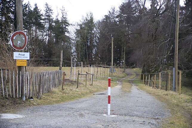 Weg Richtung Aussichtspunkt gesperrt.