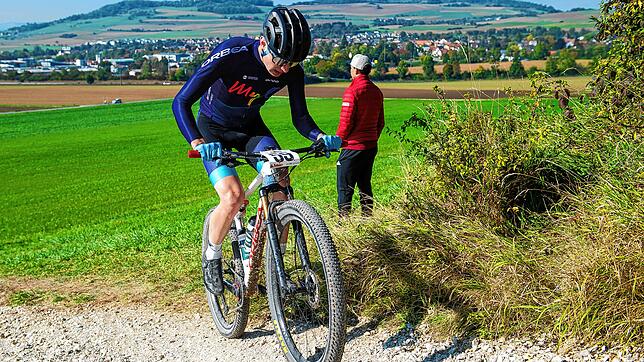 Überraschung: Lukas Kornberger vom VBC Waldshut-Tiengen belegte im Feld der besten deutschen Elite- Biker nach einem starken Rennen Rang 16.
