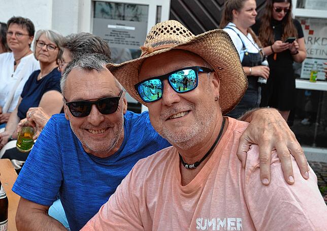 Bild 36: Five Senses rocken den Schlosshof in Markdorf – hier gibt es die schönsten Bilder