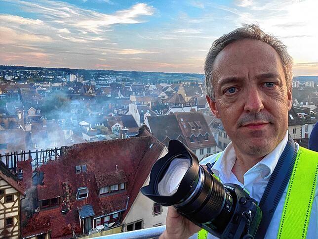 Bild 27: Nach dem Großbrand in Konstanz: Der Einsatz geht in seine zweite Nacht