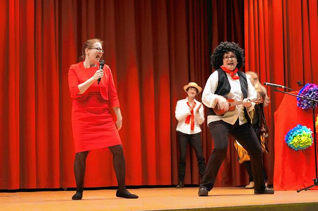 Bild 26: Frauen außer Rand und Band