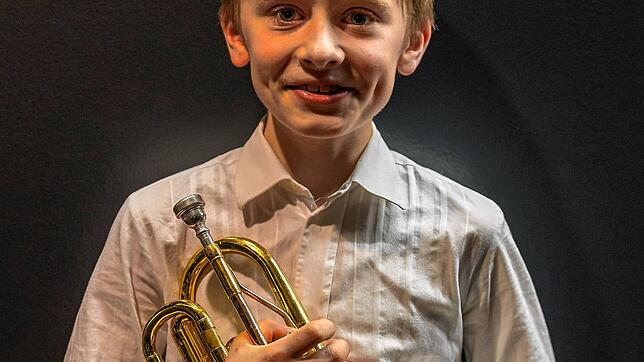 Serafin Lienhart freut sich über einen ersten Preis im Landeswettbewerb Jugend musiziert.