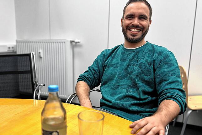 Samuel Irion liebt seine Arbeit als Sozialarbeiter. „Wenn ein Angstkind einen guten Tag hat, etwas klappt, was sonst nicht klappt: ...