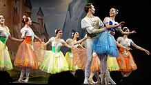 Ballettzauber vom Feinsten verbreitete das Russische Nationalballett mit dem Klassiker &bdquo;Giselle&ldquo; bei zwei Aufführungen im ...