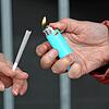 Seit 1. April ist es in Deutschland legal, Cannabis zu rauchen (Symbolbild). Doch welche Regelungen gelten in Singen?