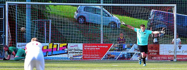 Bild 24: FC Hochrhein unterliegt 3:4 beim FC RW Weilheim &ndash; und wir haben Bilder!