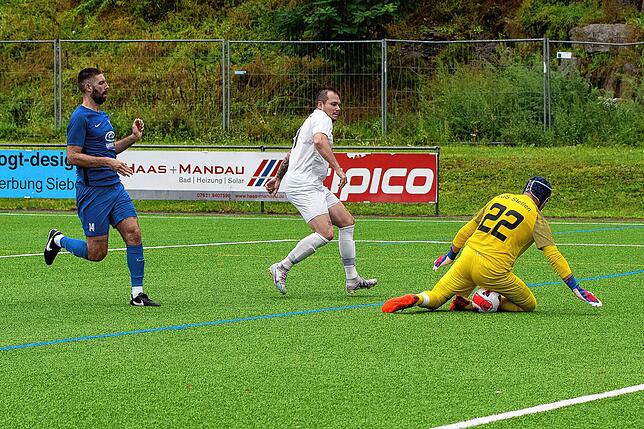 Bild 39: TuS Stetten kantert SG FC Wehr/Brennet mit 7:2 nieder &ndash; und wir haben Bilder!