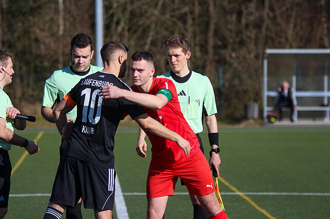 Bild 3: SV 08 Laufenburg besiegt die U23 des Freiburger FC mit 8:2 – und wir haben Fotos!