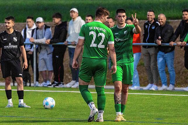 Bild 5: SV Rheintal fegt den FC Bergalingen mit 5:0 vom Platz – und wir haben Fotos!