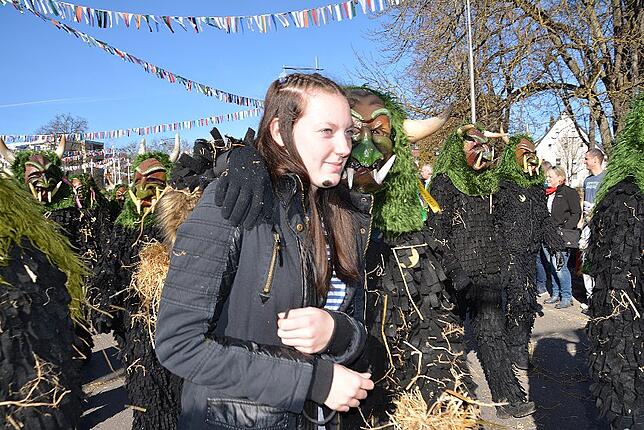Bild 35: Bilder vom Narrentreffen der Urviecher-Zunft Bad Dürrheim: Großer Festumzug (1)