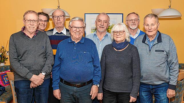 Der in Teilen neue Vorstand des Filmclubs Singen-Radolfzell (von links): Karl-Heinz Flaig, Michael Buchholz, Robert Werra, Walter ...